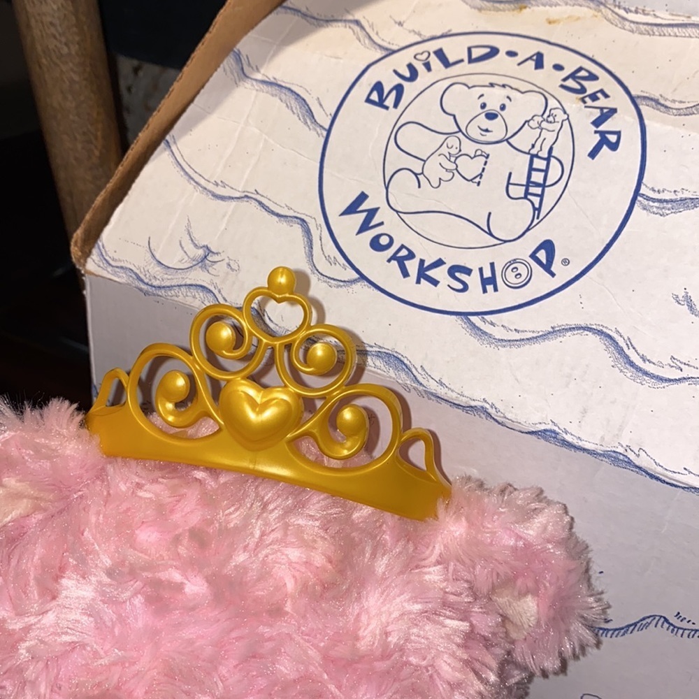 Build-A-Bear bear hair accessories 1 black bow. 1 pink bow. 1 golden tiara crown - Picture 8 of 9